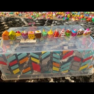 Shopkins- pastry lot of 14